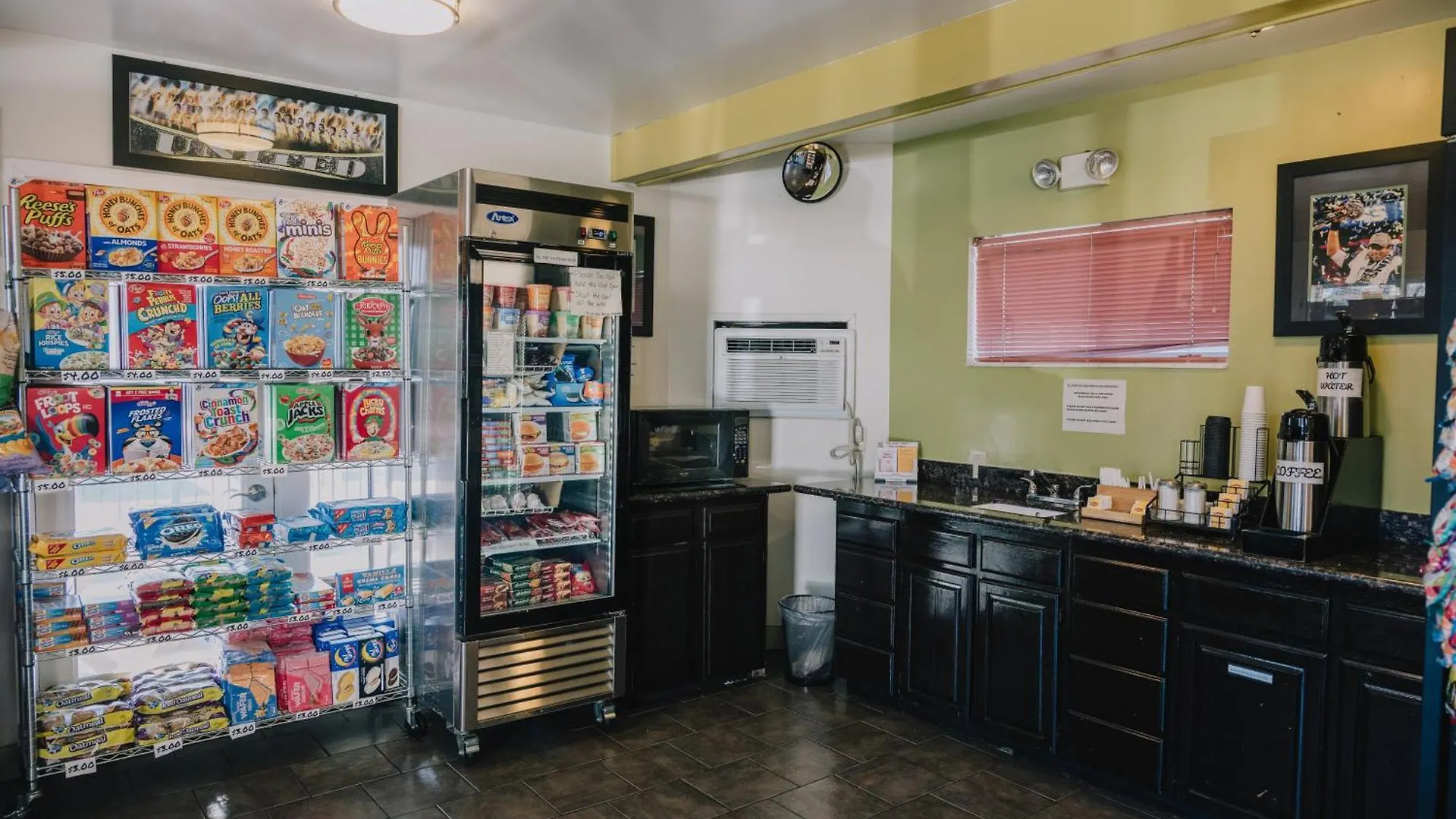 **  La Hacienda Motel Seattle United States