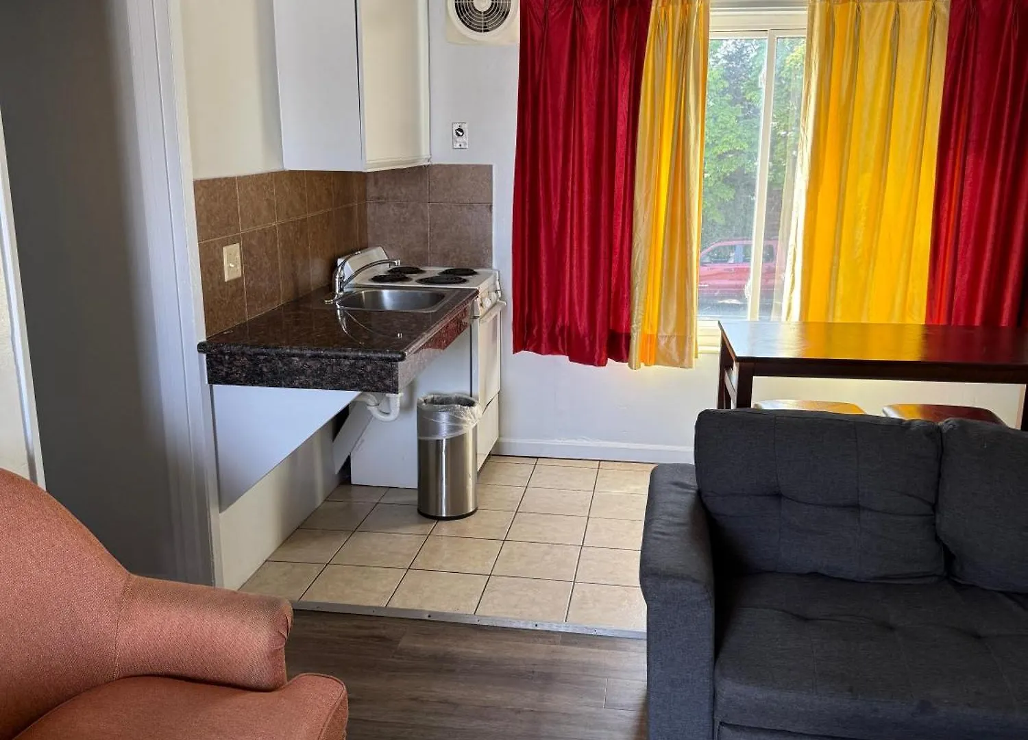 La Hacienda Motel Seattle